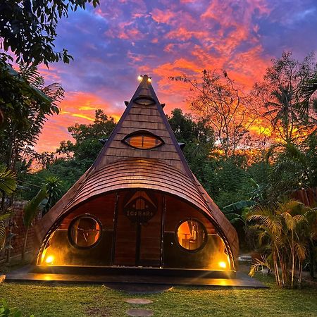 Готель Igabara Hobbit House Тангалле Екстер'єр фото