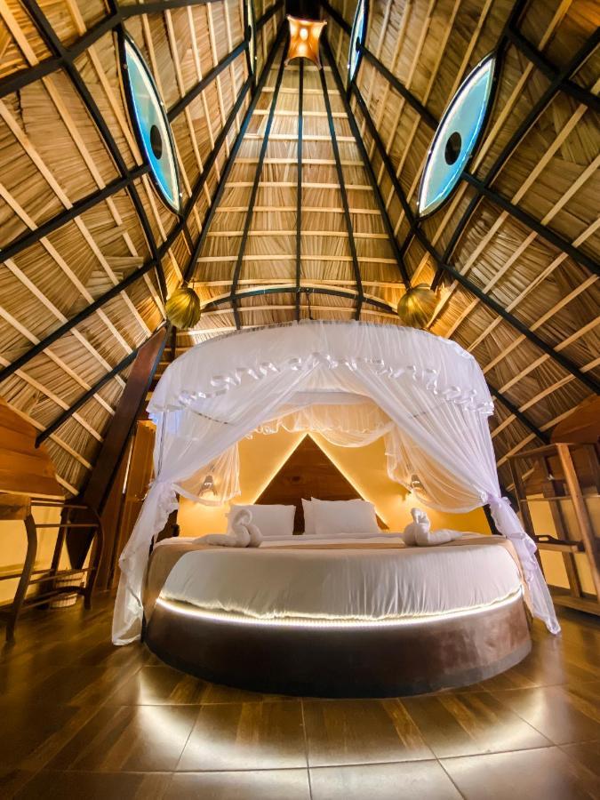 Готель Igabara Hobbit House Тангалле Екстер'єр фото